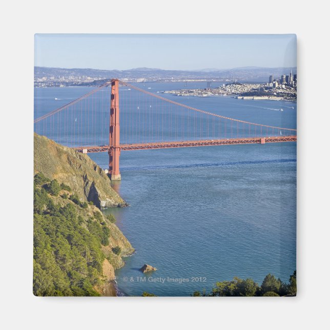 Golden Gate Bridge and San Francisco. 2 Magnet (Front)