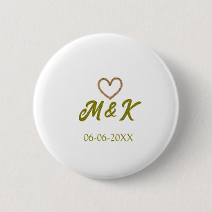 Golden heart wedding couple name letter modern 6 cm round badge
