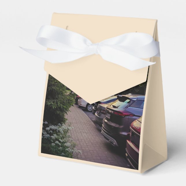 Golden Hour Cityscape Favour Box – Customisable (Front Side)