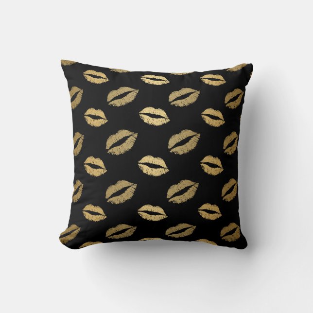 Golden kisses cushion (Front)