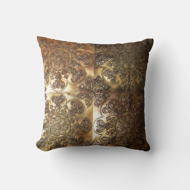 Golden pattern cushion (Front)
