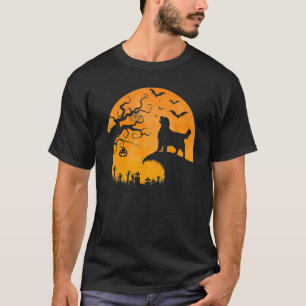 Golden Retriever Dog Moon Howl In Forest Halloween T-Shirt