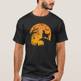 Golden Retriever Dog Moon Howl In Forest Halloween T-Shirt