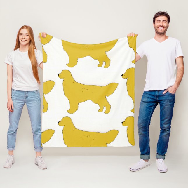 Golden Retriever silo Fleece Blanket (In Situ)