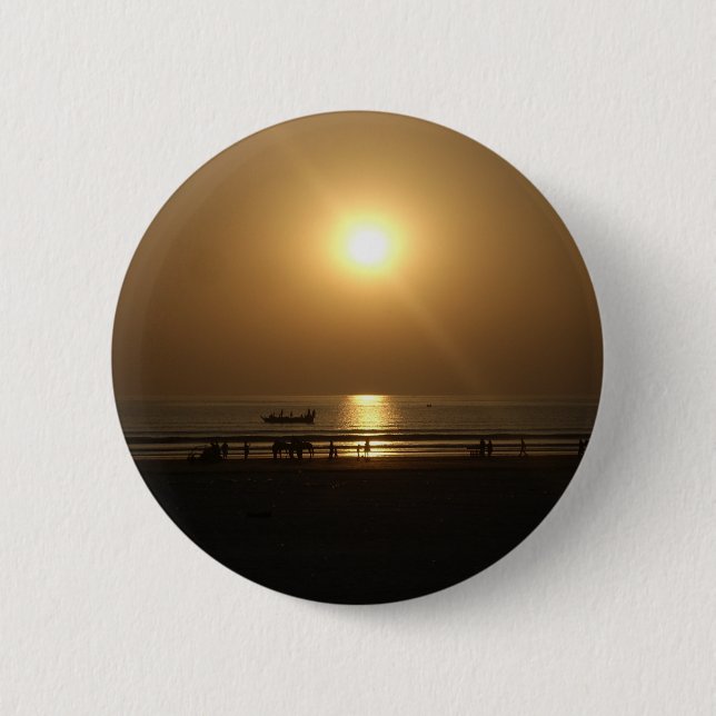 Golden Summer Sunset Reflection on the Beach 6 Cm Round Badge (Front)