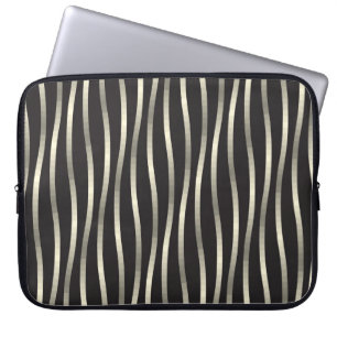 Golden wavy stripes, luxury texture laptop sleeve