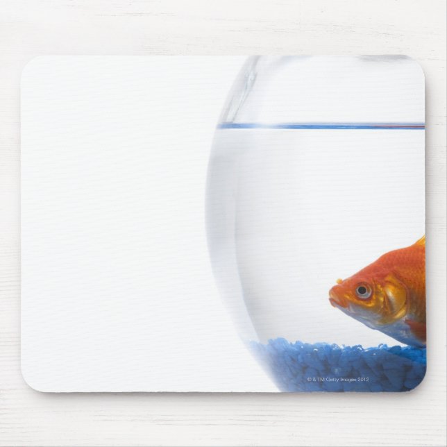 Goldfish in bowl on white background mouse pad (Front)