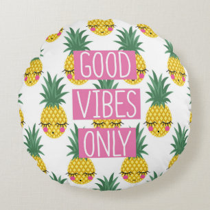 Good Vibes Pineapples Summer Pattern Round Cushion
