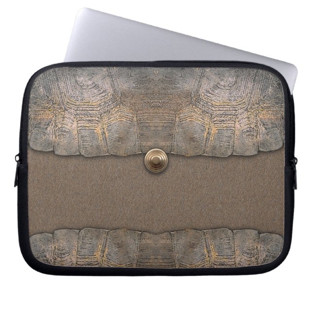 Gopher Tortoise Shell Clutch Laptop Sleeve (Front)