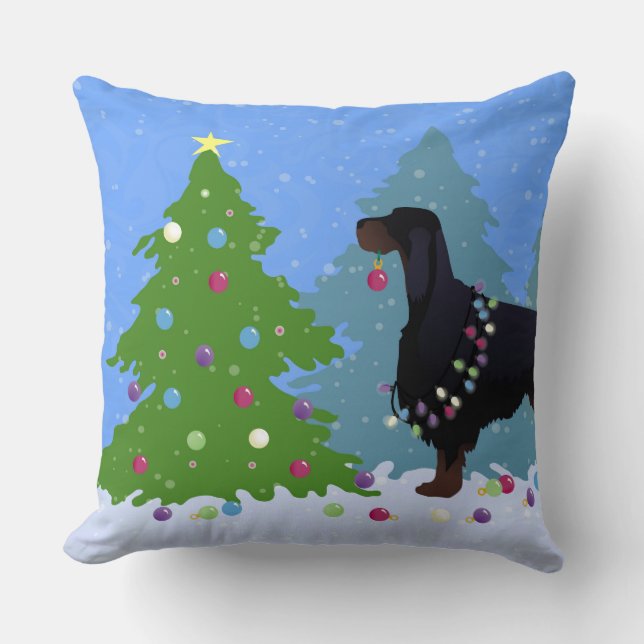 Gordon Setter decorating tree in the For Cushion (Front)
