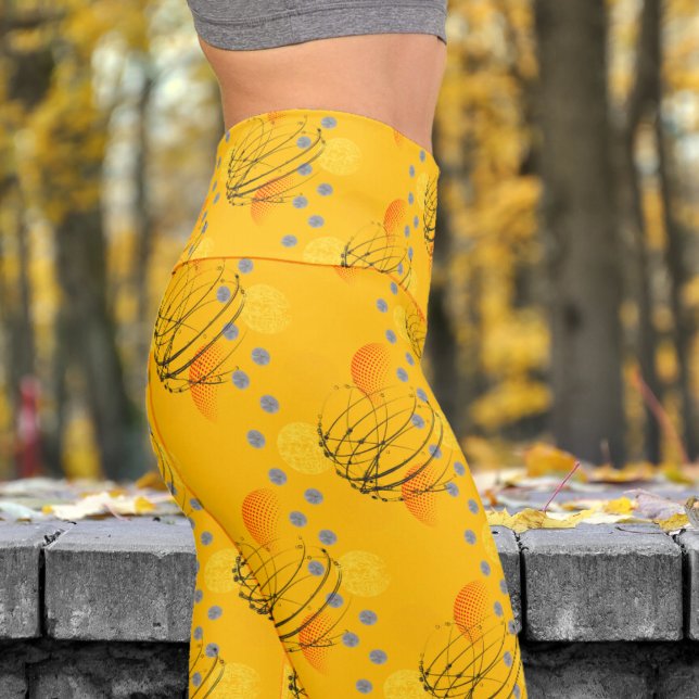 Gorgeous Amber Atomic Vortex Pattern Yoga Capri Leggings (Amber Atomic Vortex)