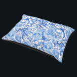 Gorgeous Blue White Floral Paisley Art Pattern Pet Bed<br><div class="desc">Beautiful traditional blue and white coloured paisley flowers Toile style art pattern on a crisp white background. Ornate, modern, elegant and stylish timeless design for the artistic home interior trendsetting decorator, or vintage retro or nouveau deco art style motif lover. This motif is available on a variety of trendy home...</div>