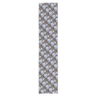 GORGEOUS FORGET-ME-NOTS SHORT TABLE RUNNER