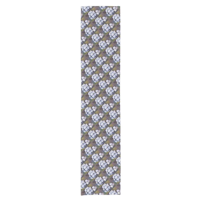 GORGEOUS FORGET-ME-NOTS SHORT TABLE RUNNER (Front)