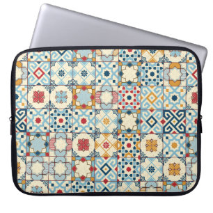 Gorgeous seamless pattern white colourful Moroccan Laptop Sleeve