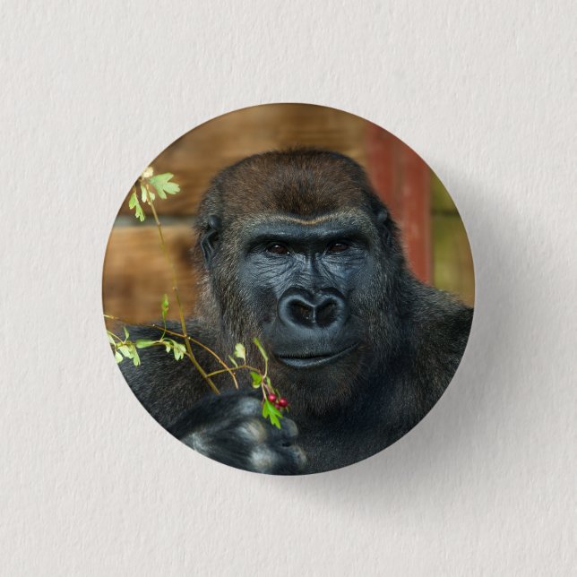 Gorilla And His Berries 3 Cm Round Badge (Front)