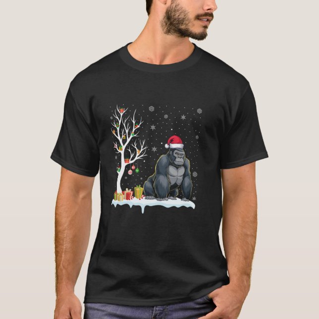 Gorilla Santa Hat Festive Tree Light Christmas Paj T-Shirt (Front)