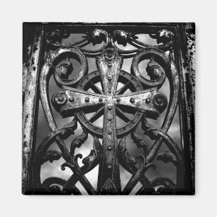 Gothic cemetery wrought iron celtic cross in heart magnet