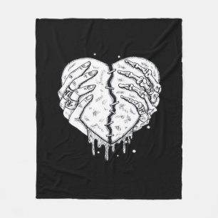 Gothic Skeleton Heart Hands Retro Aesthetic Fleece Blanket