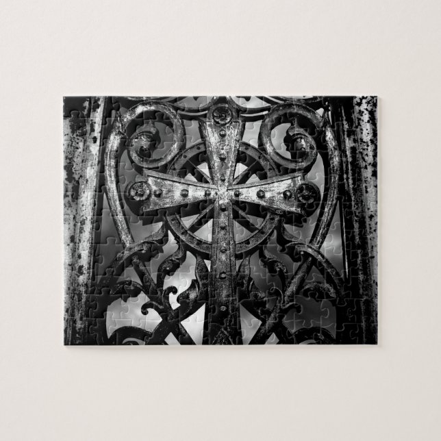 Gothic victorian cross jigsaw puzzle (Horizontal)