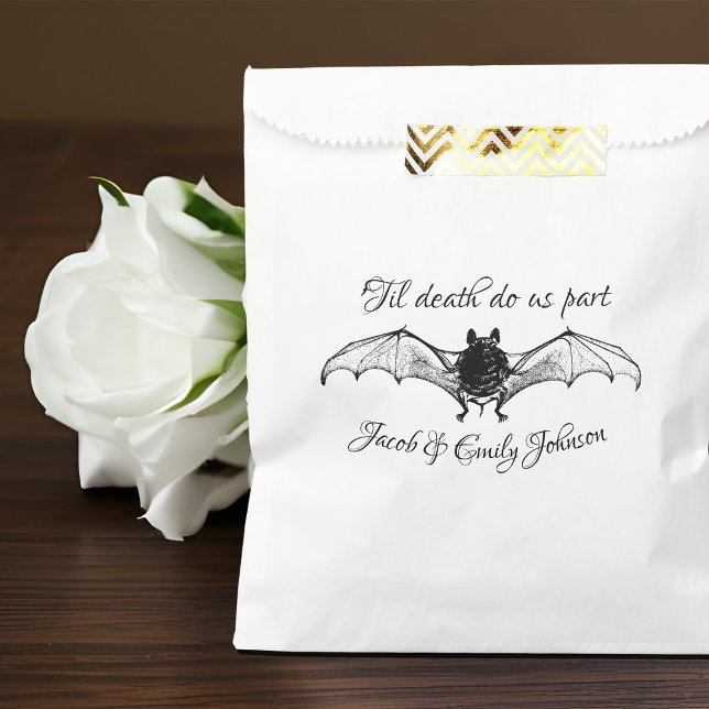 Gothic Wedding Halloween Bat Til' Death Do Us Part Favour Bags (Gothic wedding favor bag with creepy bat)