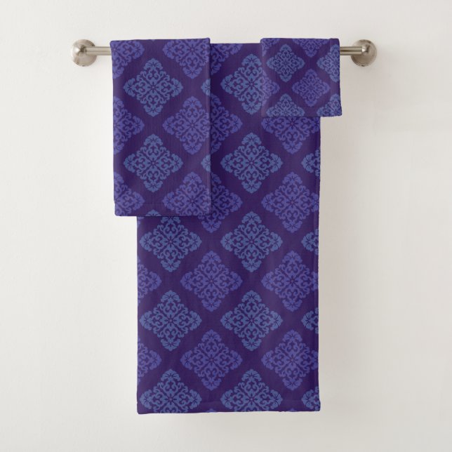 Gradient Purple Damask Bath Towel Set (Insitu)