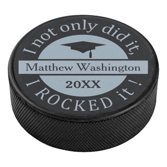 Graduation custom name & year hockey puck (3/4)