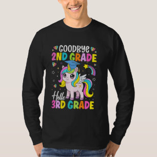 Graduation Goodbye 2nd Grade Hello 3rd Grade Unico T-Shirt