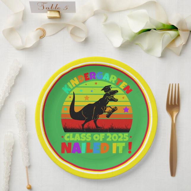 Graduation Kindergarten Class 2025 Paper Plate (Wedding)