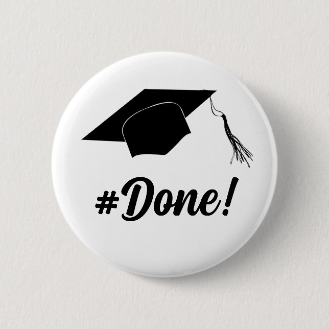 Graduation party button with black graduation hat (Front)