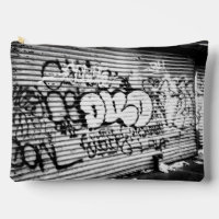 'Graffiti Gates' Accessory Bag