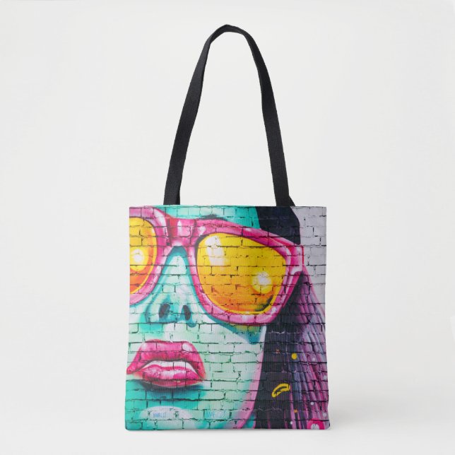 Graffiti girl tote bag (Front)
