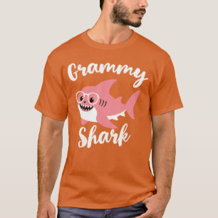 Grammy Shark Mothers Day Grandma Funny family T-Shirt