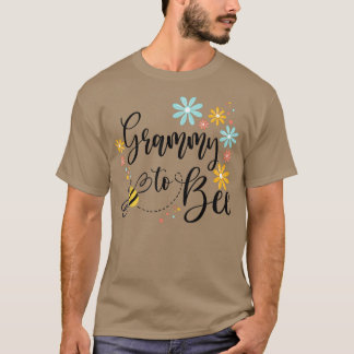Grammy To Bee, Cute Pregnancy Announcement For Gra T-Shirt