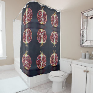 Granatapfel – Wertvolle Frucht für Gesundheit Shower Curtain