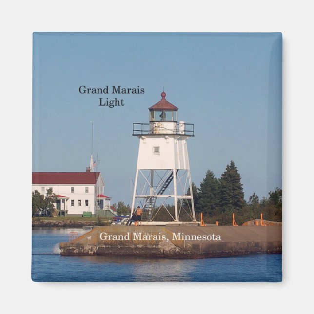Grand Marais Light MN magnet (Front)