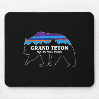 Grand teton national park grizzly bear minimalist mouse pad
