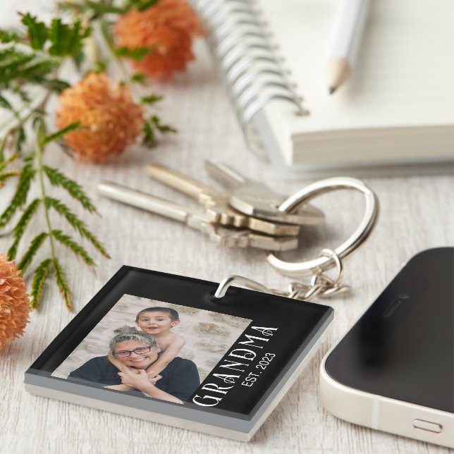 Grandma Established Photo Gift Key Ring (Front Right)