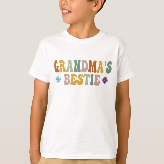 Grandma's Bestie l Grandma’s Bestie Shirt kids Bab (Front)