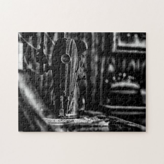 Grandma's Sewing Machine Puzzle (Horizontal)