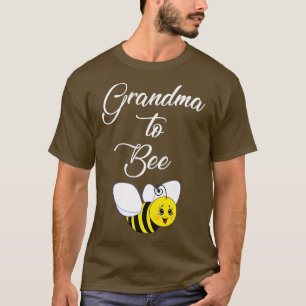 Grandmom To Be Grandma To Bee Baby Announcement G T-Shirt