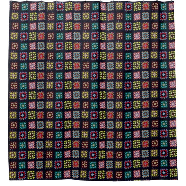Granny squares shower curtain (Front)