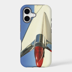Graphic: Close-up of fin and taillight on