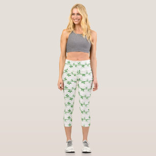 Graphic Floral Seamless Pattern Capri Leggings