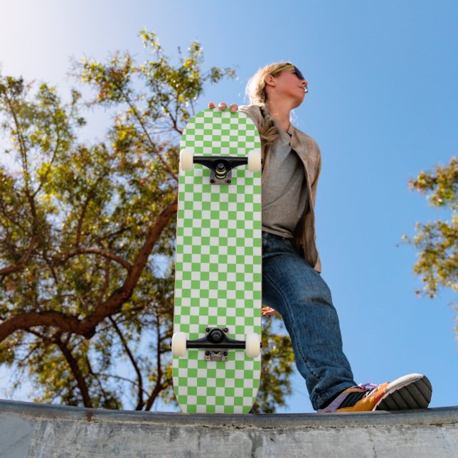 Grass green chequered  skateboard (Outdoor 1)