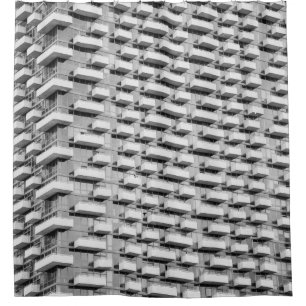 GRAY CONCRETE BUILDING SHOWER CURTAIN