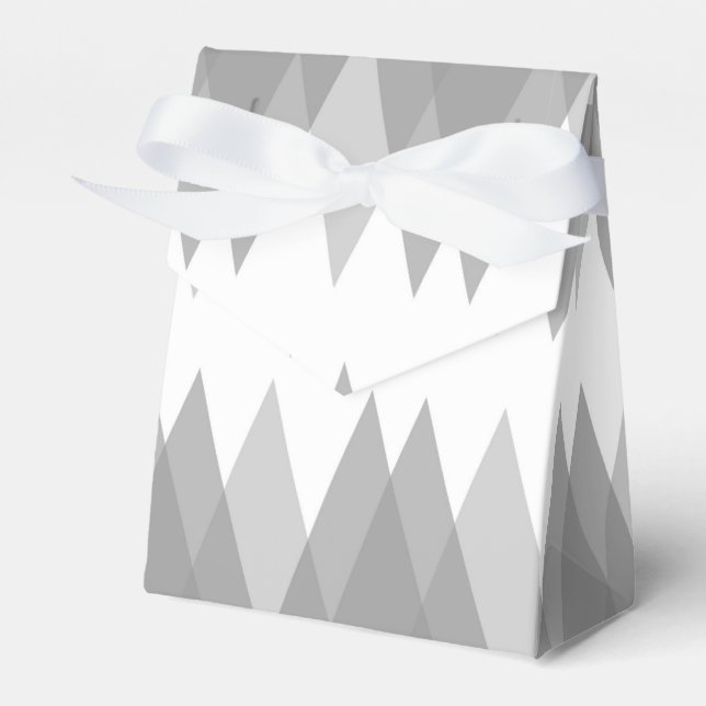 Gray triangles favour box (Front Side)