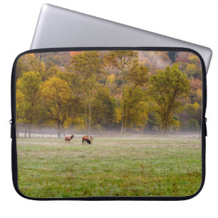 Grazing Elk Couple Laptop Sleeve 15"