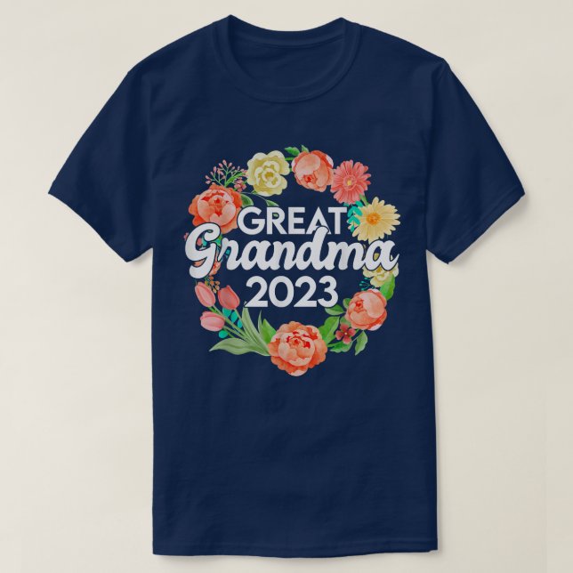 Great Grandma 2023 Gift For Pregnancy Announcement T-Shirt (Design Front)
