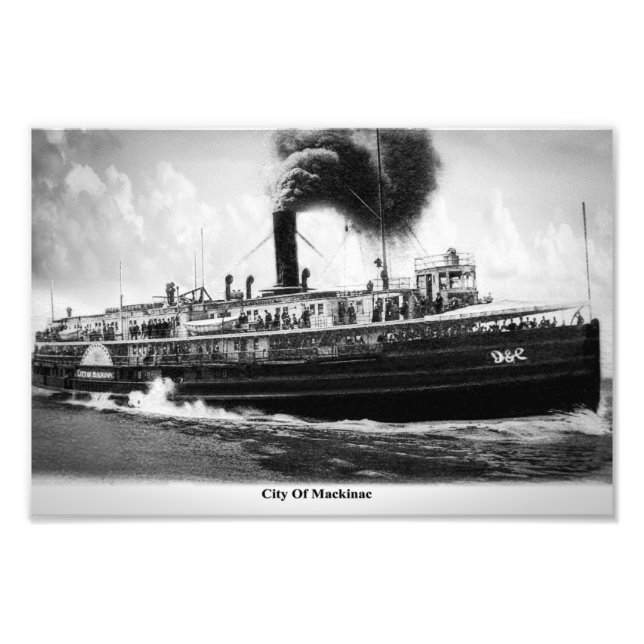 Great Lakes passenger steamer D&C City of Mackinac Photo Print (Front)